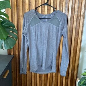 LULULEMON Pace Pusher Long Sleeve. Size 6